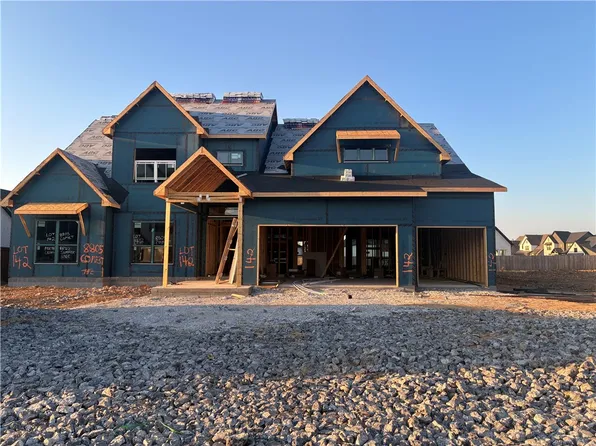 8805 W Comet Dr, Bentonville, AR 72713