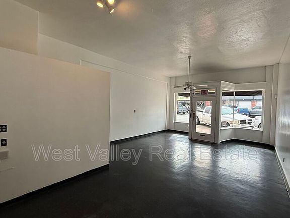 2nd image of 520 Center St