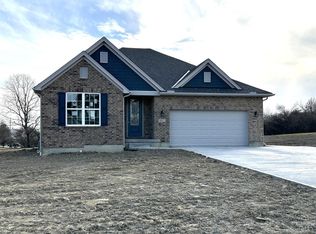 5021 Fescue Dr, Middletown, OH
