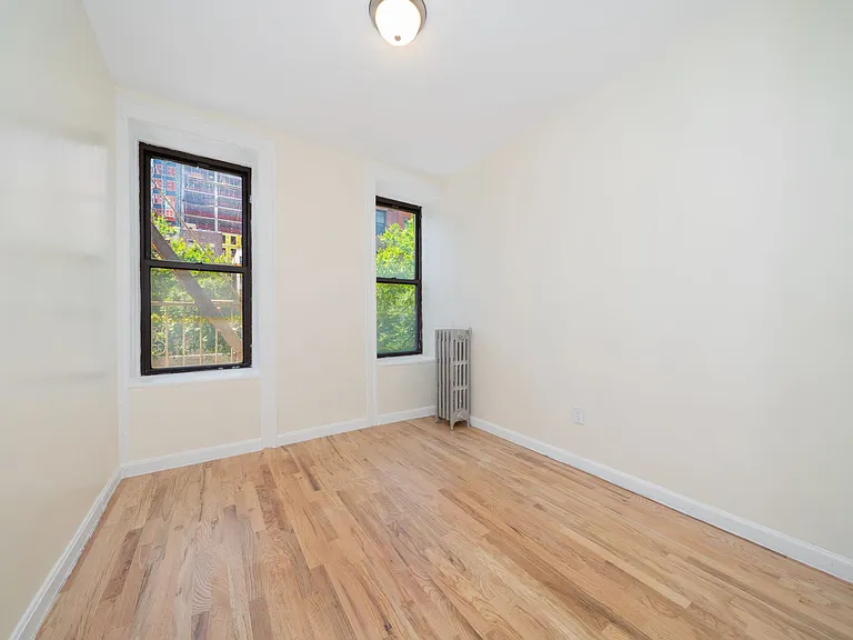 127 E 102nd St #4 — Photo 7