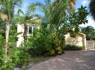 899 Periwinkle St, Boca Raton, FL 33486