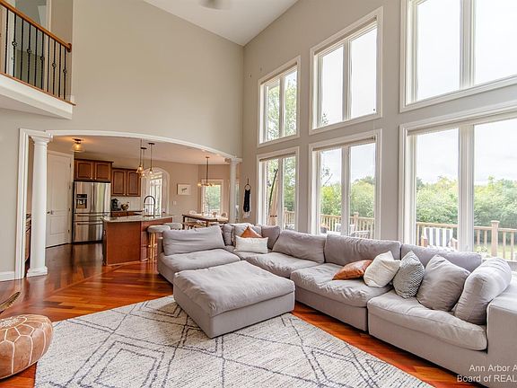 2nd image of 50535 Cottonwood Ct