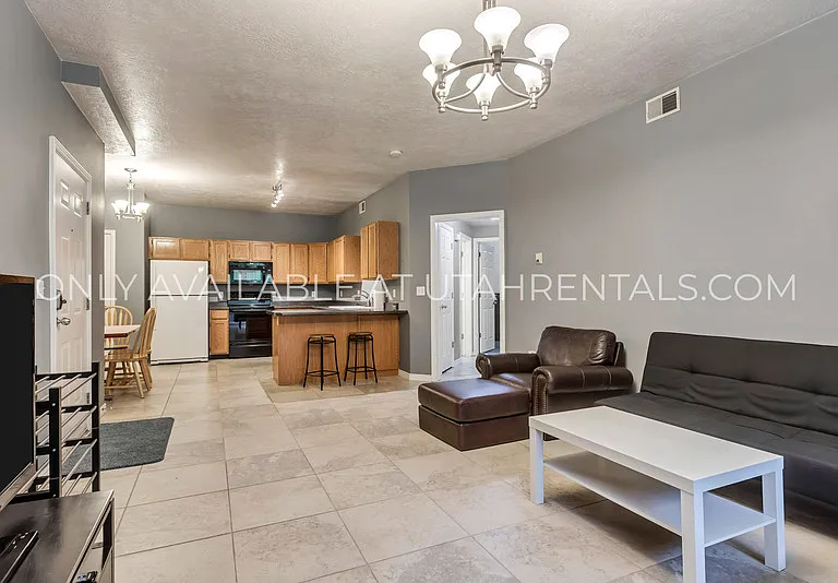 532 N Seven Peaks Blvd #532-2 — Photo 5
