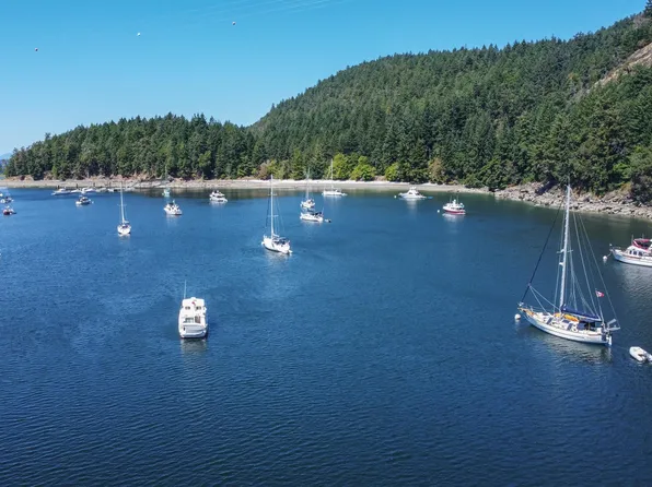 479 Montague Park Rd, Galiano, BC V0N 1P0