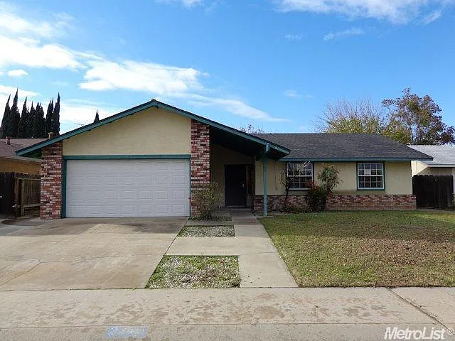 2205 Dupre Dr photo 1