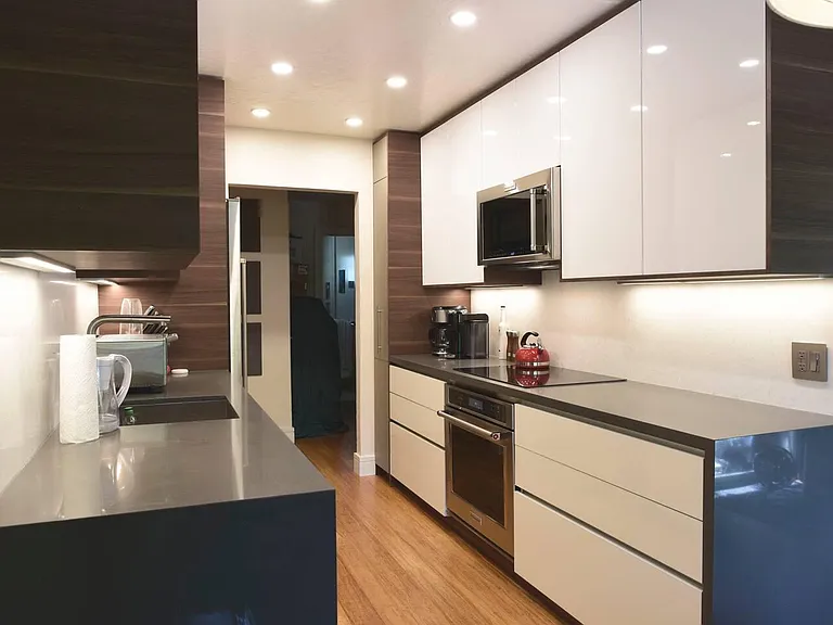 255 S Rengstorff Ave #170 — Photo 13