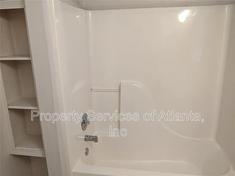 4910 Baker Ridge Pl — Photo 13