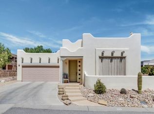 505 La Melodia Dr, Las Cruces, NM 88011