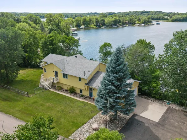 15360 E Summer Island Rd, Lake Park, MN 56554