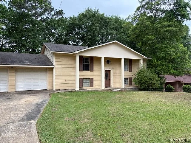 Building Photo - 560 Farmington Rd