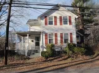 7 Church St, Hyde Park, NY 12538