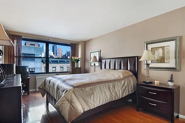 Sold by Corcoran | media 4