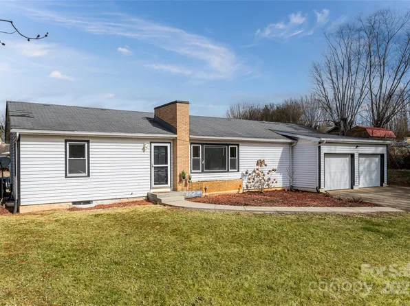 6373 Old Clyde Rd, Canton, NC 28716