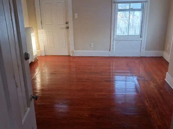 102 College Ave, Poughkeepsie, NY 12603