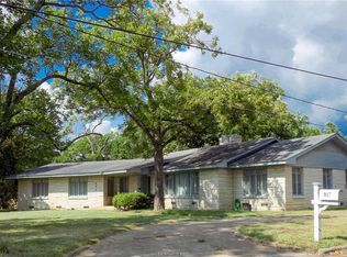817 Church St, Navasota, TX 77868