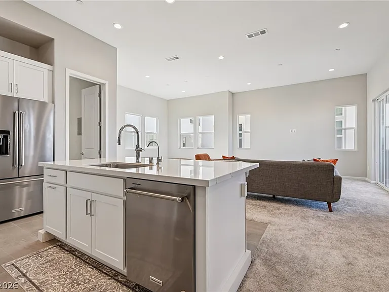 3338 Esker Ridge Ave — Photo 16