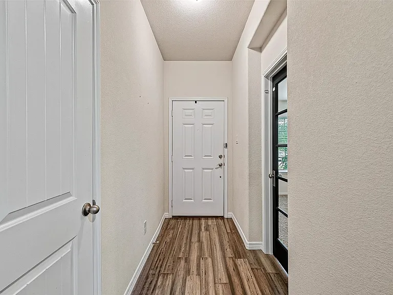 4631 Stolz Trl — Photo 5