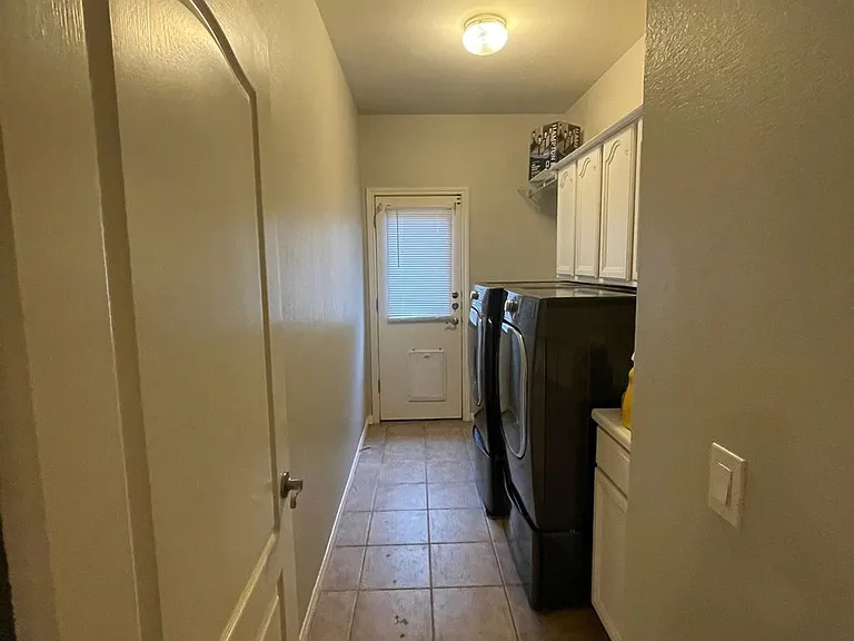 9919 Barbrook Dr — Photo 7