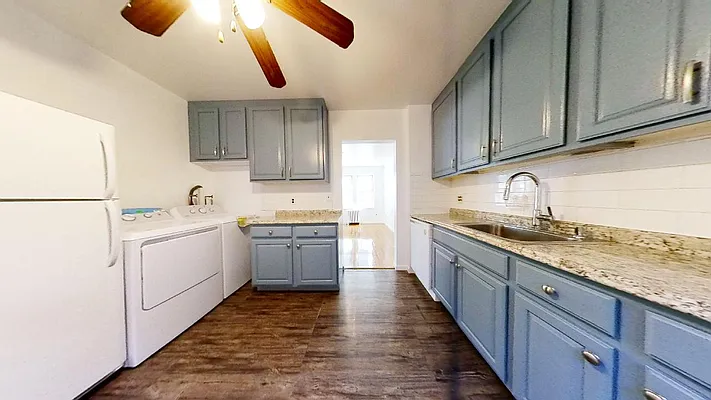 Rented by Triplemint | media 23