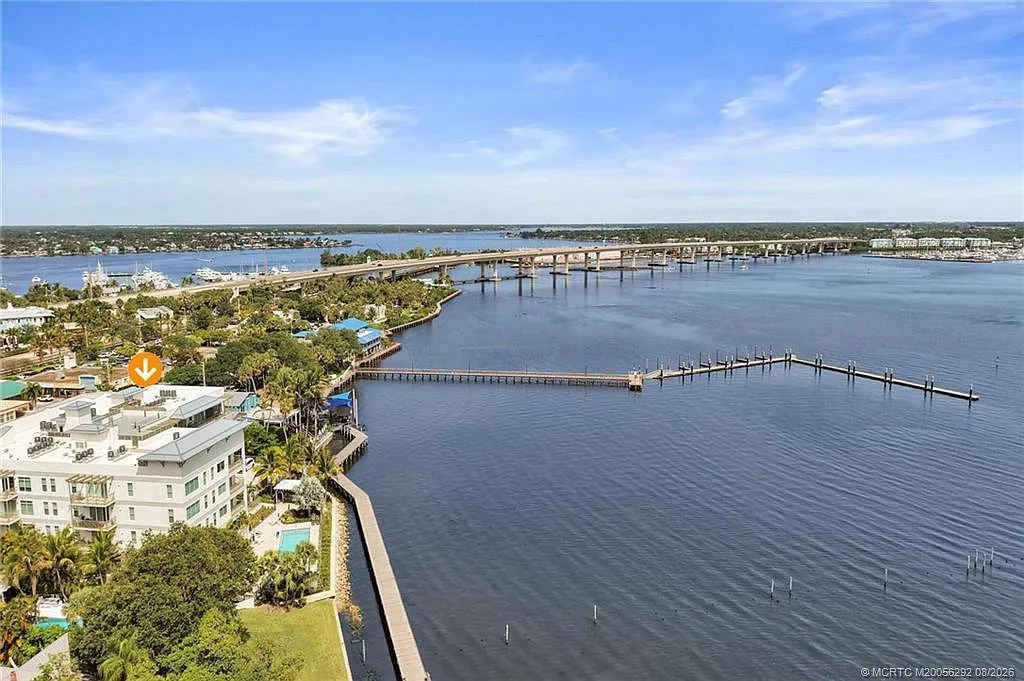 1 bed, 1.0 bath, 708 sqft, $4,500 — Photo 2