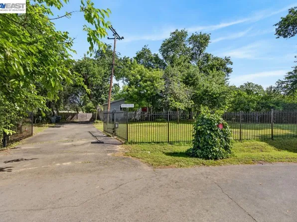 3590 Park Rd, Sacramento, CA 95841