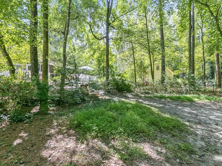 6221 Dresden Ln — Photo 13