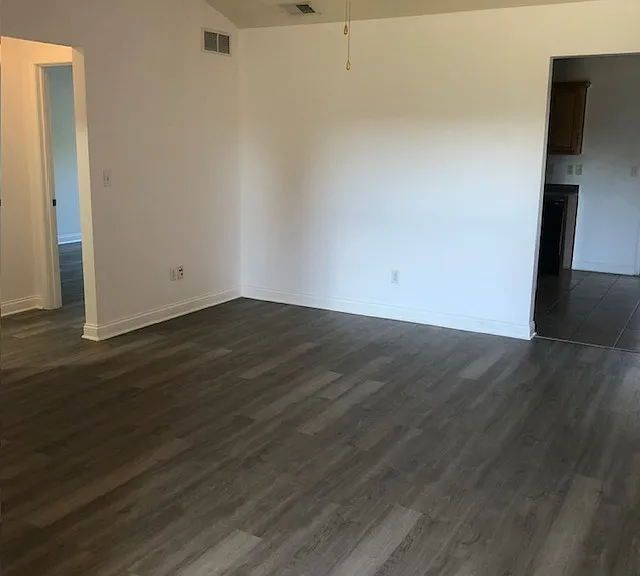 190 Applewood Ln — Photo 2