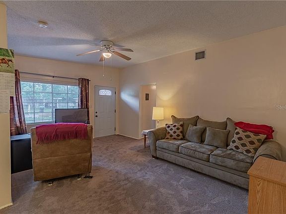 4th image of 513 Egan Dr