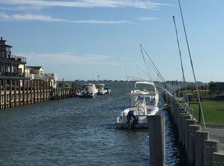 31 Marlin Rd, East Quogue, NY 11942