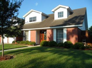 2703 Shenandoah Dr, Pasadena, TX 77502