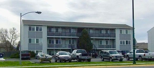 2nd image of 1606 S 19th Ave APT 111