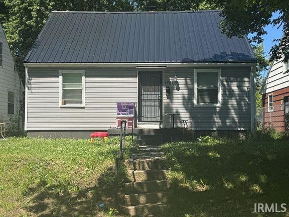 2nd image of 1721 Obrien St
