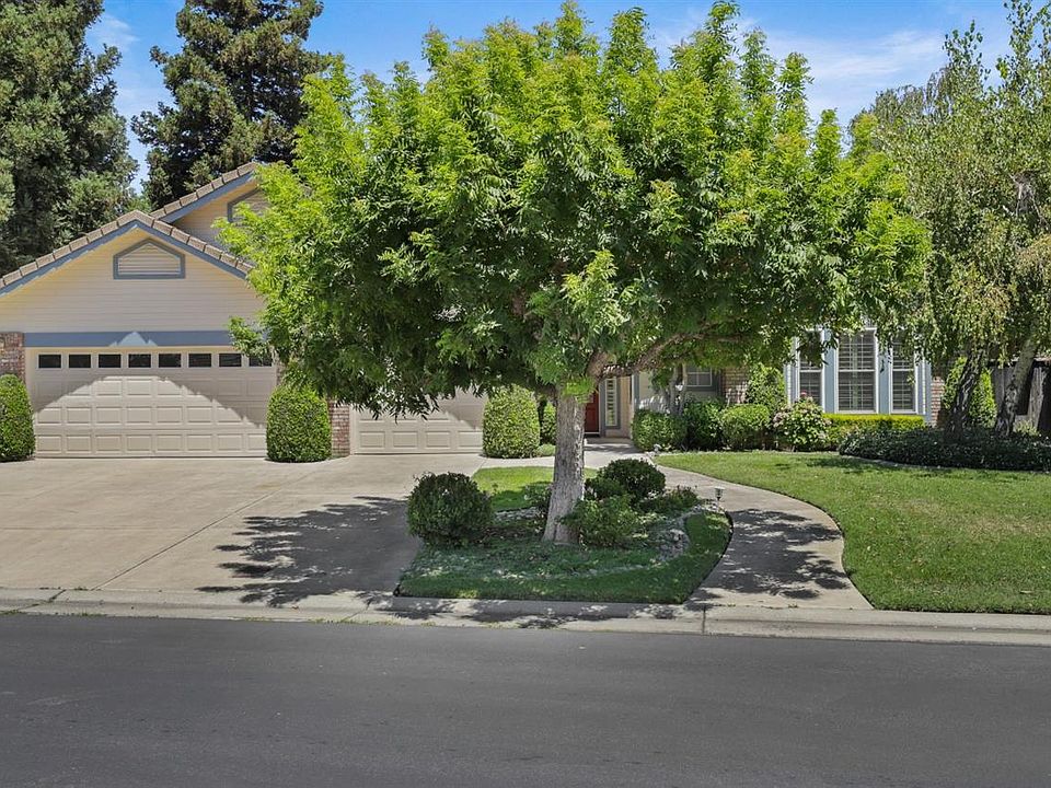 1st image of 3933 Glen Abby Cir