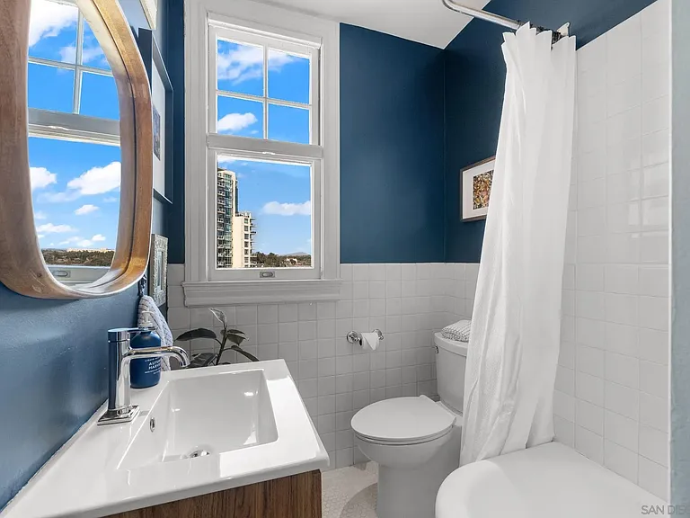 702 Ash St #803 — Photo 16