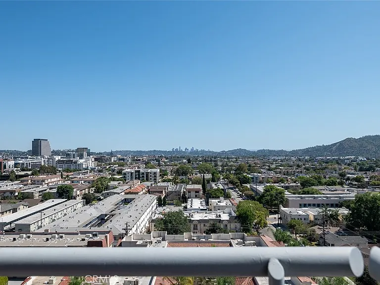 345 Pioneer Dr #1404 — Photo 30