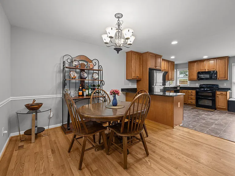 112 Autumn Ridge Dr — Photo 6