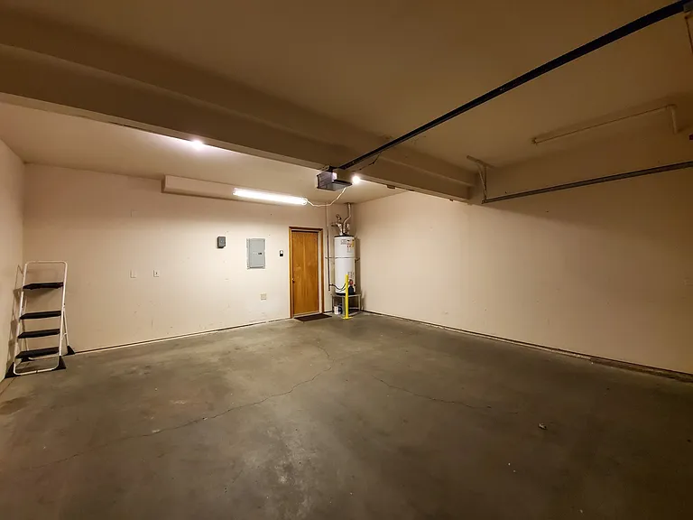 427 Columbia Point Dr — Photo 26