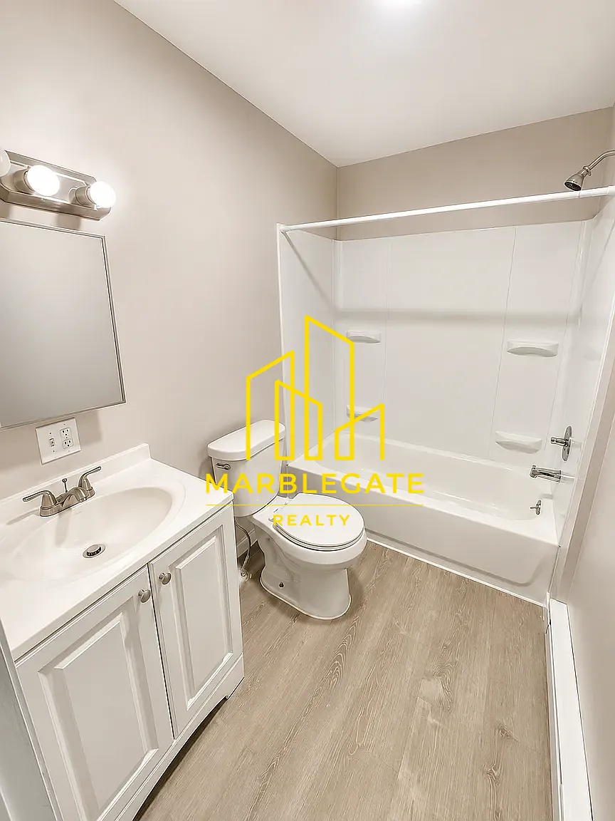 2 bed, $1,895 — Photo 2