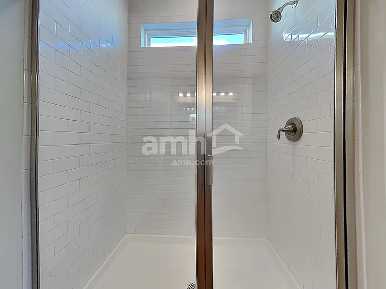 209 Stowe Rd — Photo 11