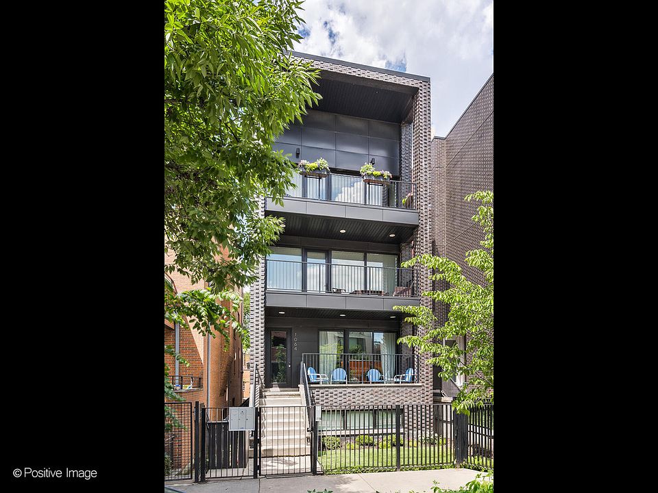 1st image of 1064 N Paulina St #3
