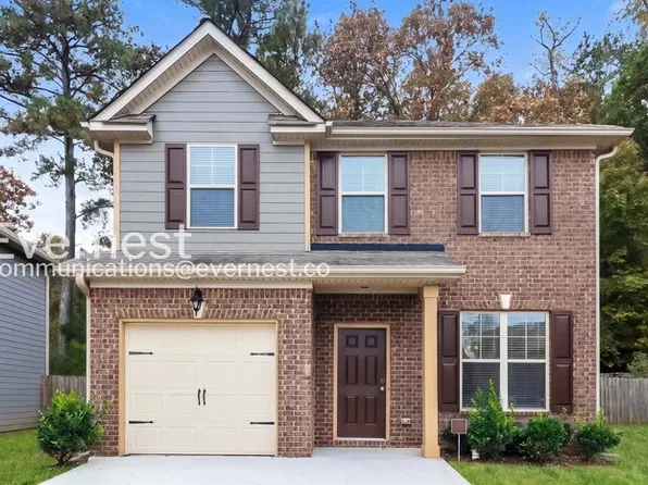 5876 Grande River Rd, College Park, GA 30349
