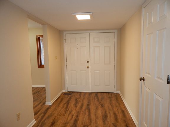 3rd image of 2260 Brookpark Dr