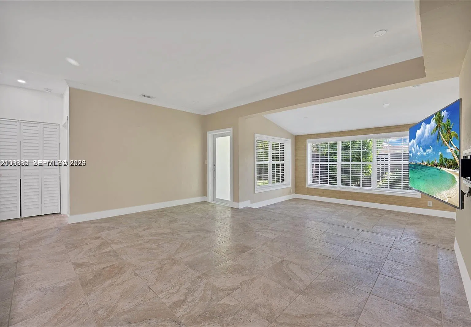 Gulfstream Estates — Photo 1