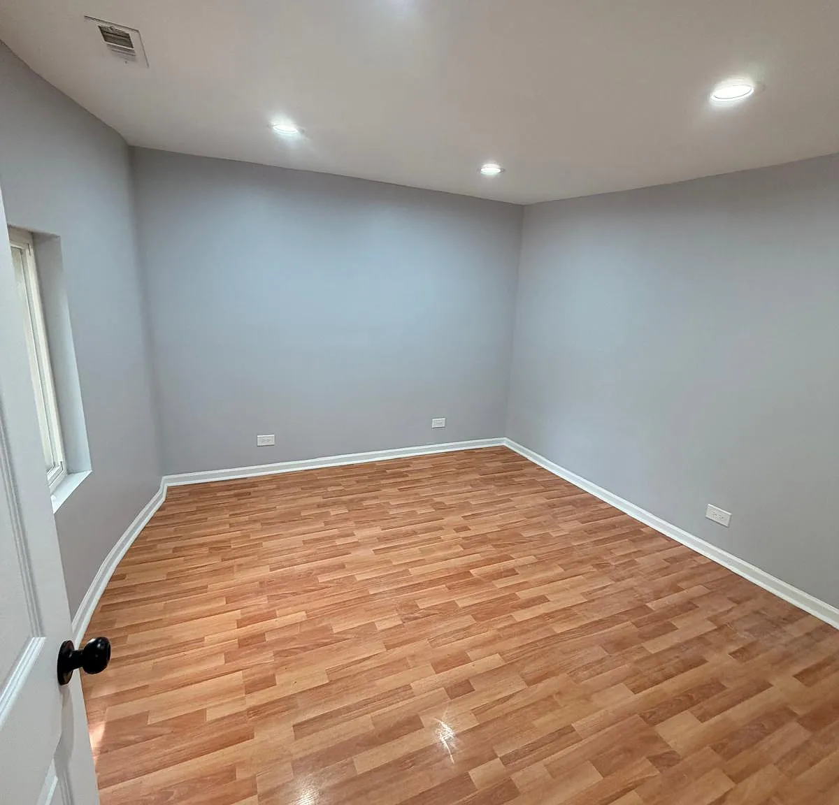 2630 N Central Park Ave — Photo 3