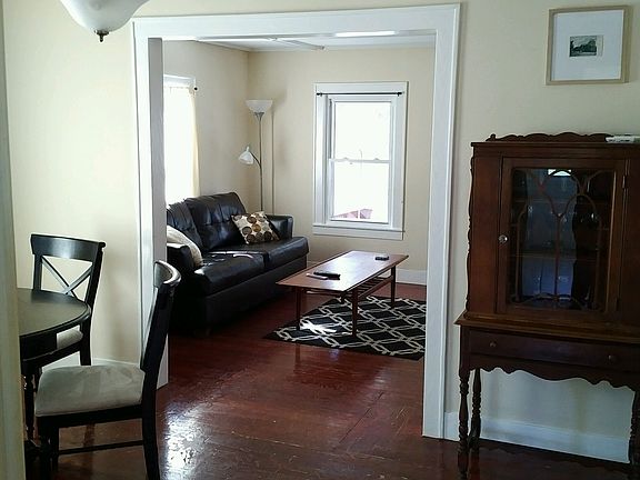 4th image of 129 Lincoln Ave