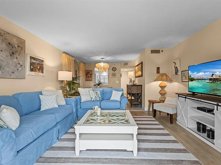 1001 Benjamin Franklin Dr #512 — Photo 16