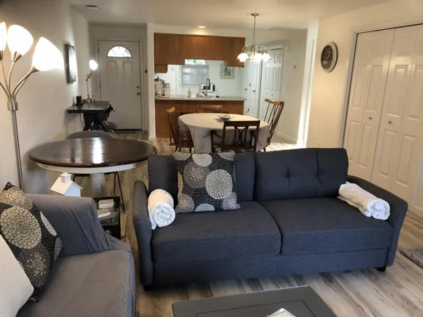 525 Primrose Dr, Central Point, OR 97502