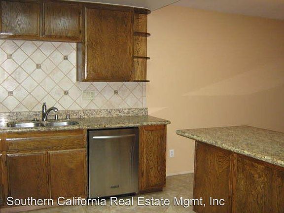 4th image of 15726 Rosehaven Ln