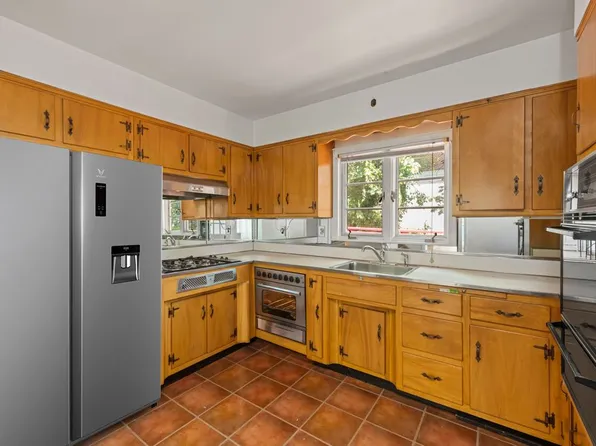 278 Lighthouse Avenue image 22 of 30