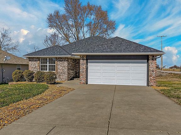 2nd image of 6307 W Cottonwood Road